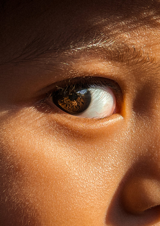 World change when eyes meet