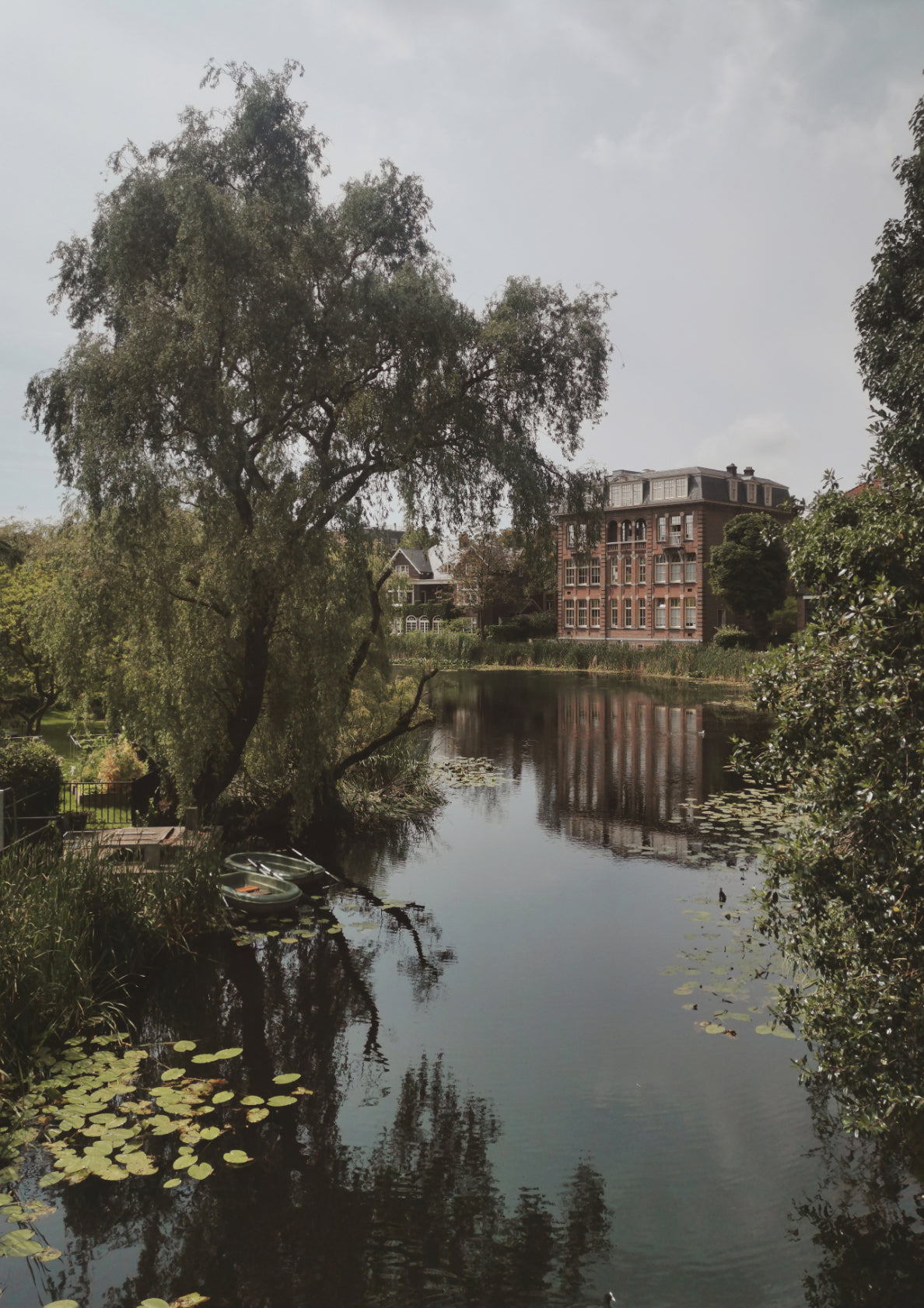 Amsterdam Park - Lake