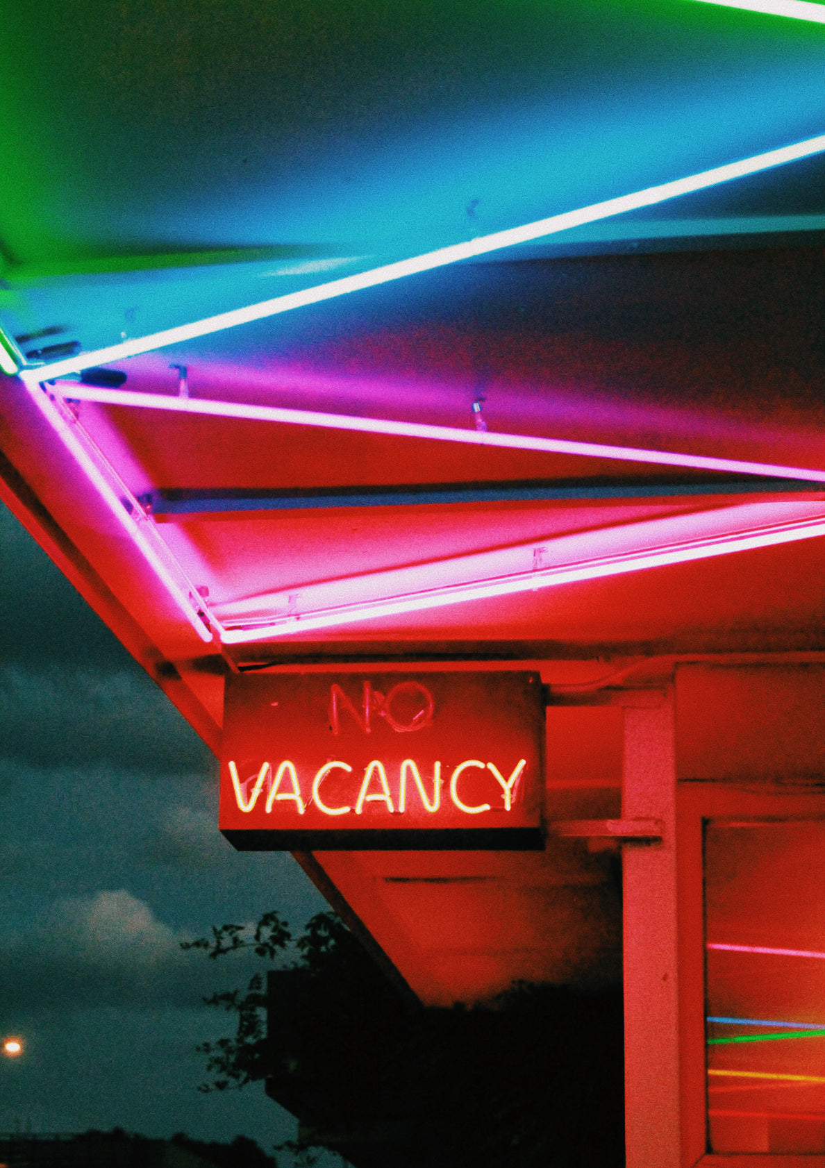 No Vacancy - Vertical