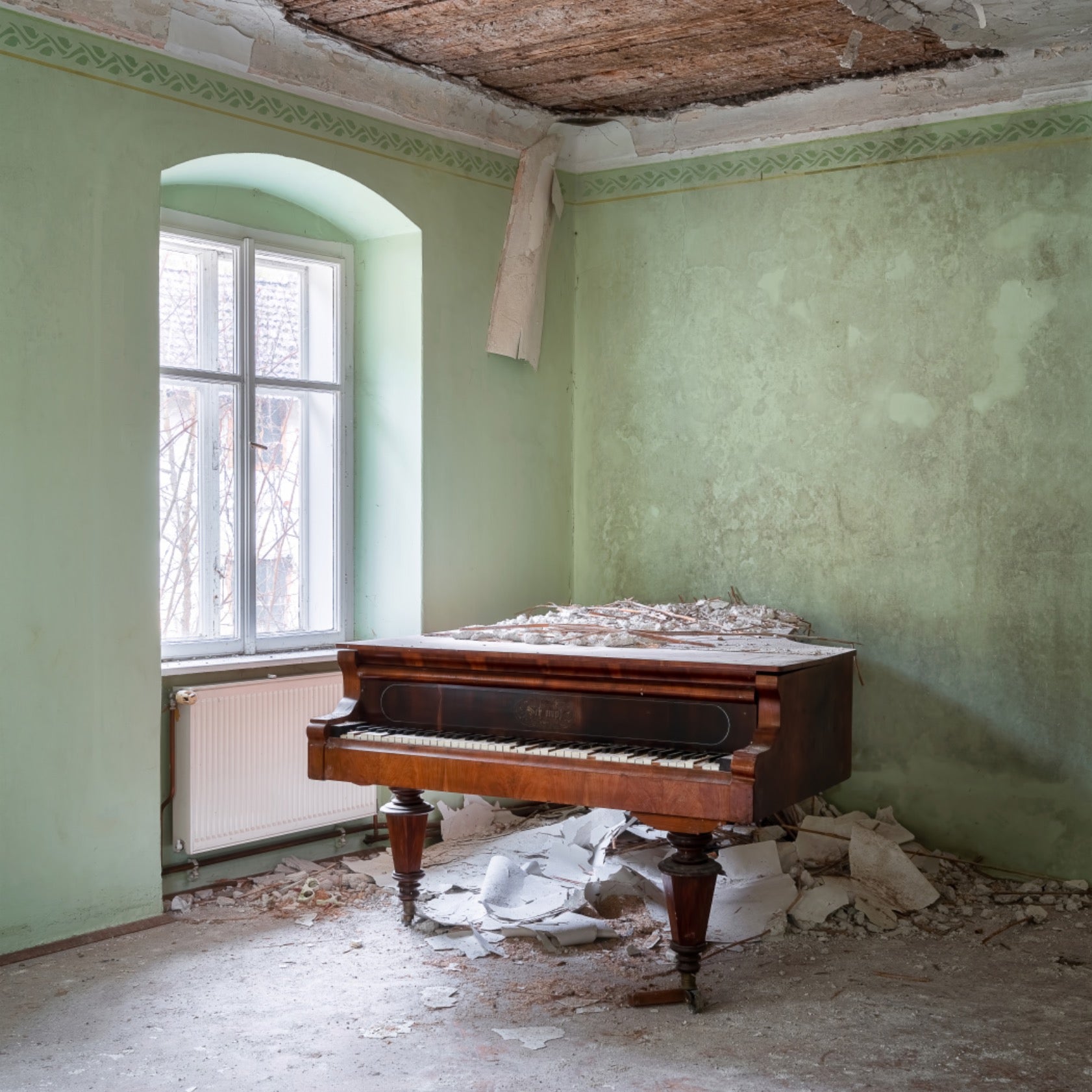 Abandoned Piano in the Corner