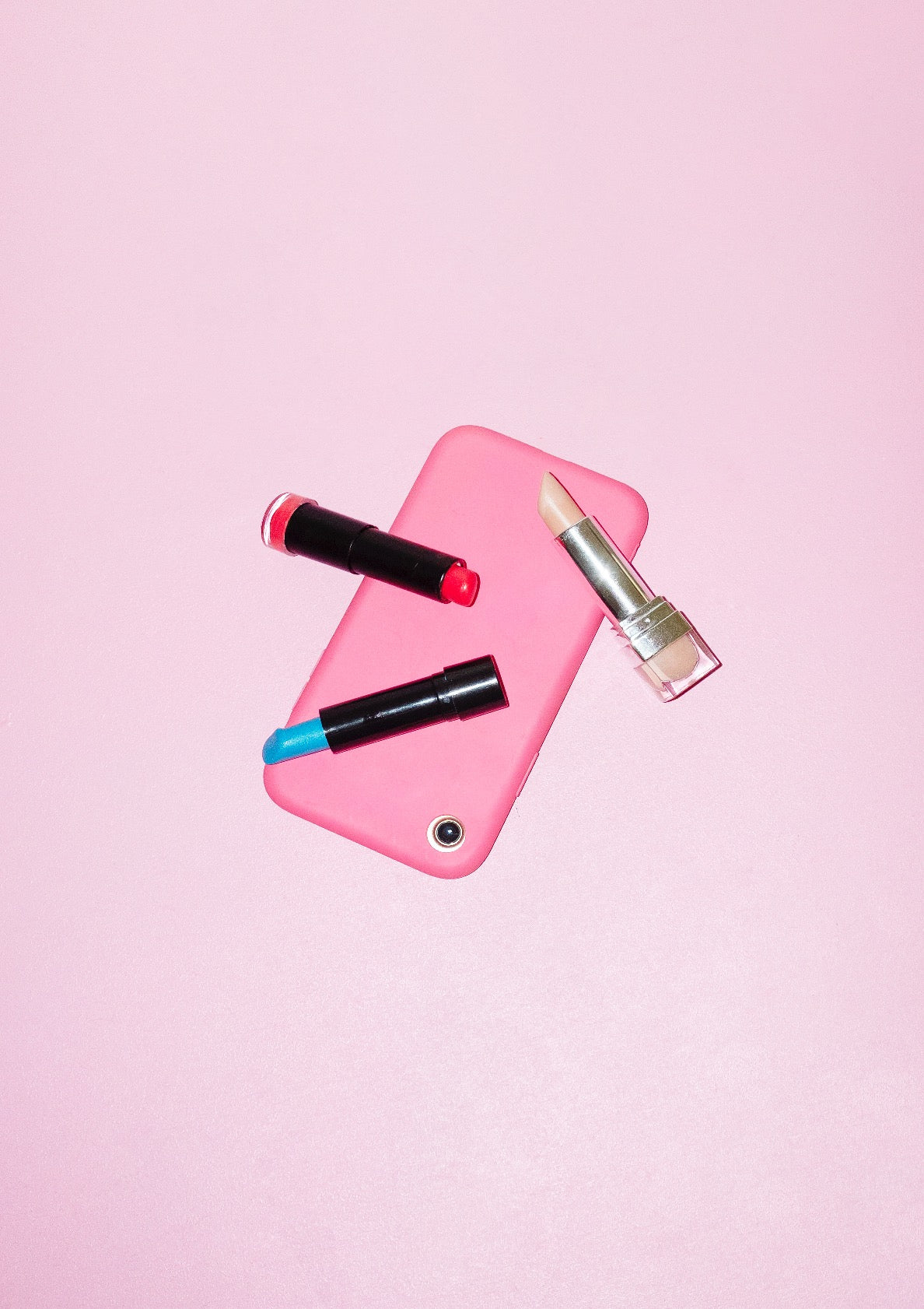Playful contemporary phone and lipsticks print