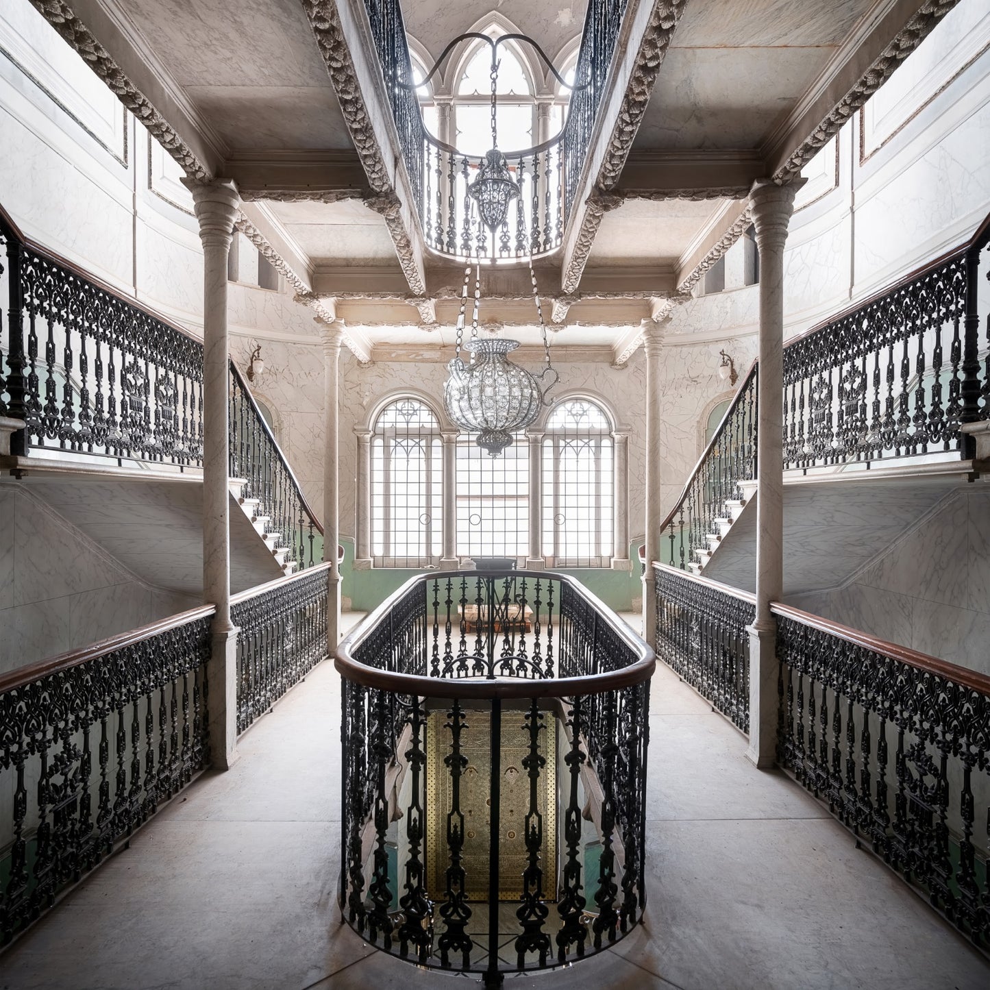 Staircase in Splendid Palace